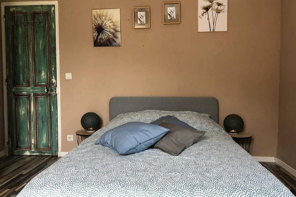Appart rénové 2 chambres avec clim LʼIsle-sur-la-Sorgue Esterno foto